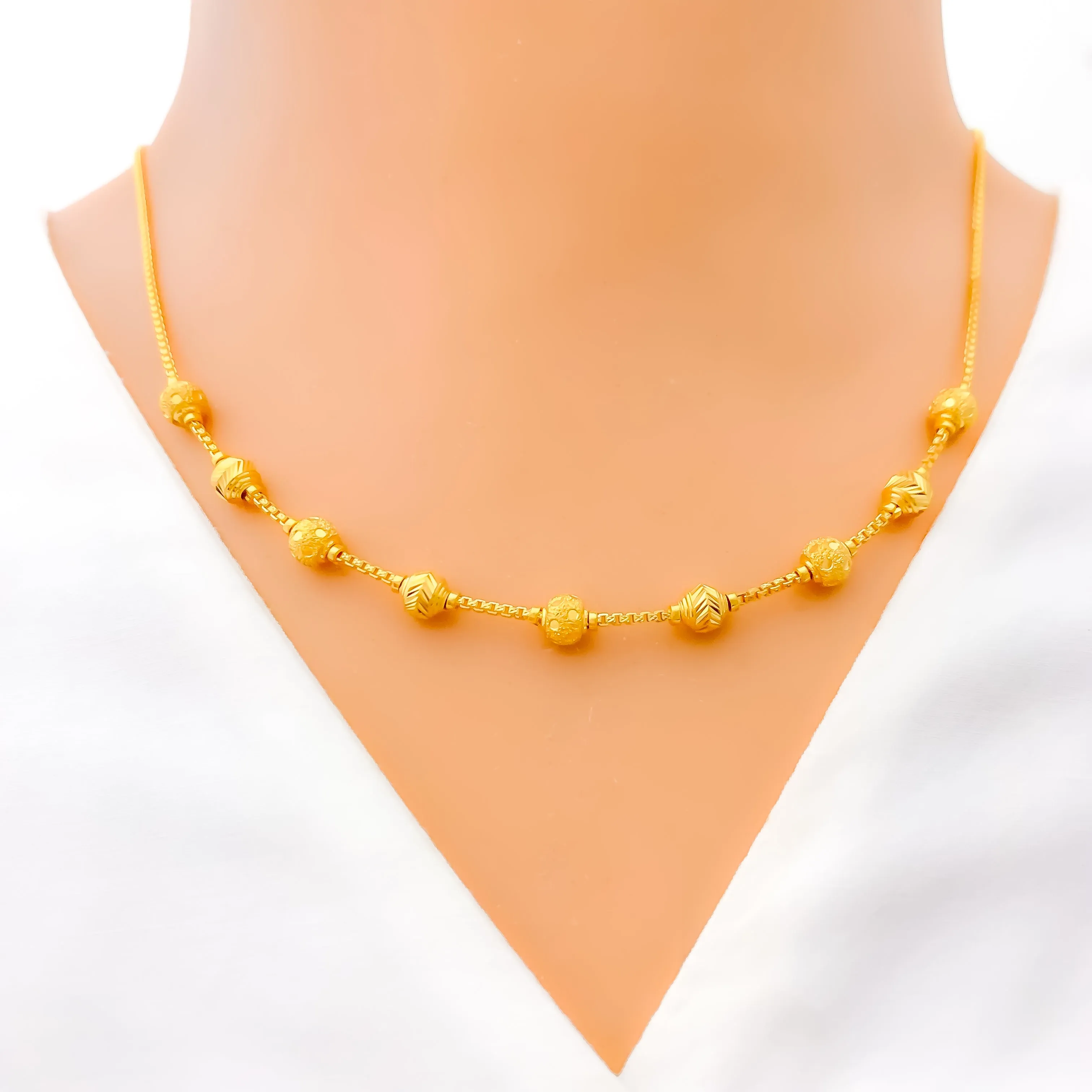 Alternating Dotted Orb 22k Gold Necklace