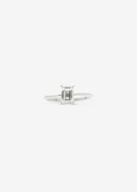 Emerald Cut Solitaire Ring Maxi 0.7 - 0.9 Ct